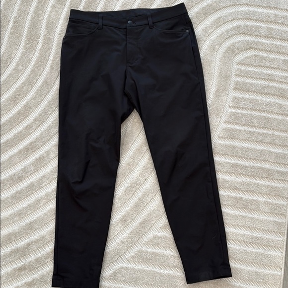 Lululemon Slim Fit black pants - Picture 1 of 2